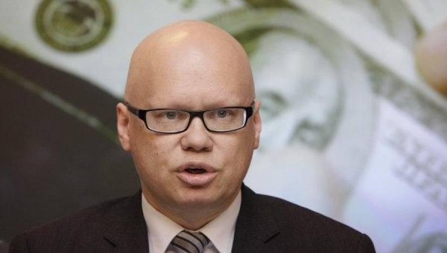 Лавров: Резервный фонд России &quot;доедят&quot; уже в 2017 году