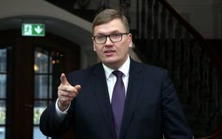 Пуце отстранил Ушакова, тот обещает судиться