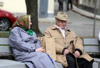 Пенсионерам Таллина подарят по сто евро