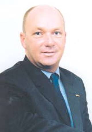  Оливер ШТААС