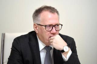 Министр финансов глубоко задумался: а не раскулачить ли и латвийские банки?