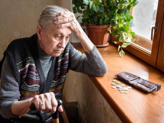 Латвийские пенсионеры в ужасе ждут индексации пенсий; минблаг разводит руками