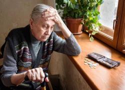 Латвийские пенсионеры в ужасе ждут индексации пенсий; минблаг разводит руками