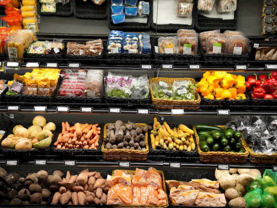 Годовая инфляция в феврале снизилась