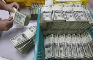 Из Латвии в Россию утекло более 1 миллиарда долларов США