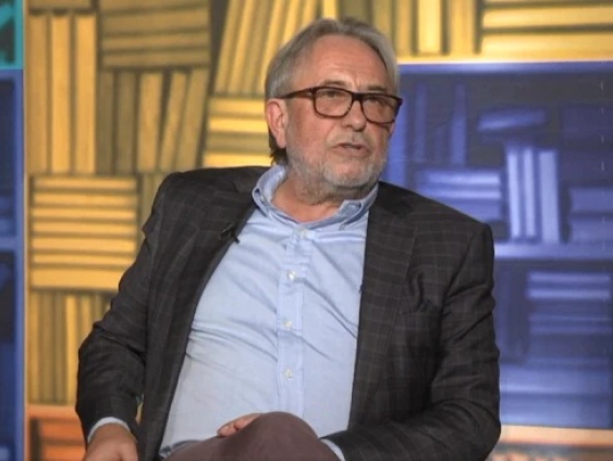 «До дефолта Латвии осталось не так уж и далеко» - Шмидре о бюджете