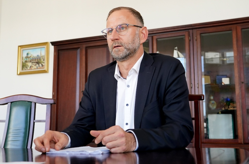 Минcообщения будет экономить на премиях, бонусах и командировках
