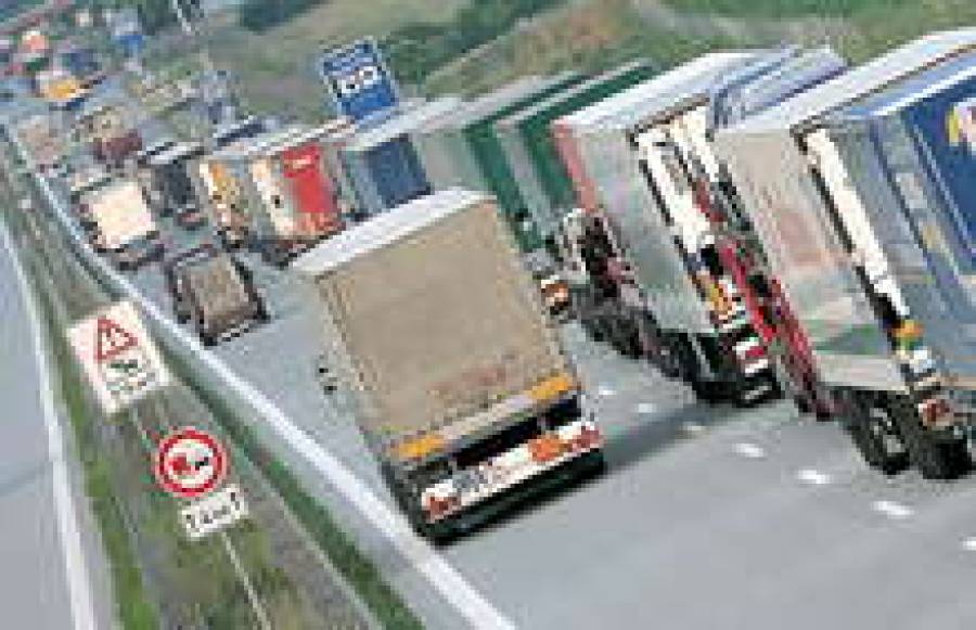 Автоперевозчиков обложат пошлиной