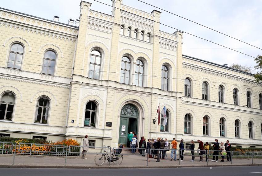Лидерами рейтинга школ остались 1-я Рижская государственная гимназия и Инженерная средняя школа РТУ