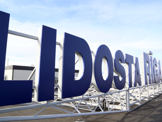 За два месяца в Рижском аэропорту обслужено на 2% меньше пассажиров