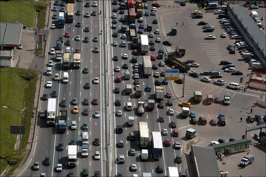 В России объявили охоту на автомашины с латвийскими номерами