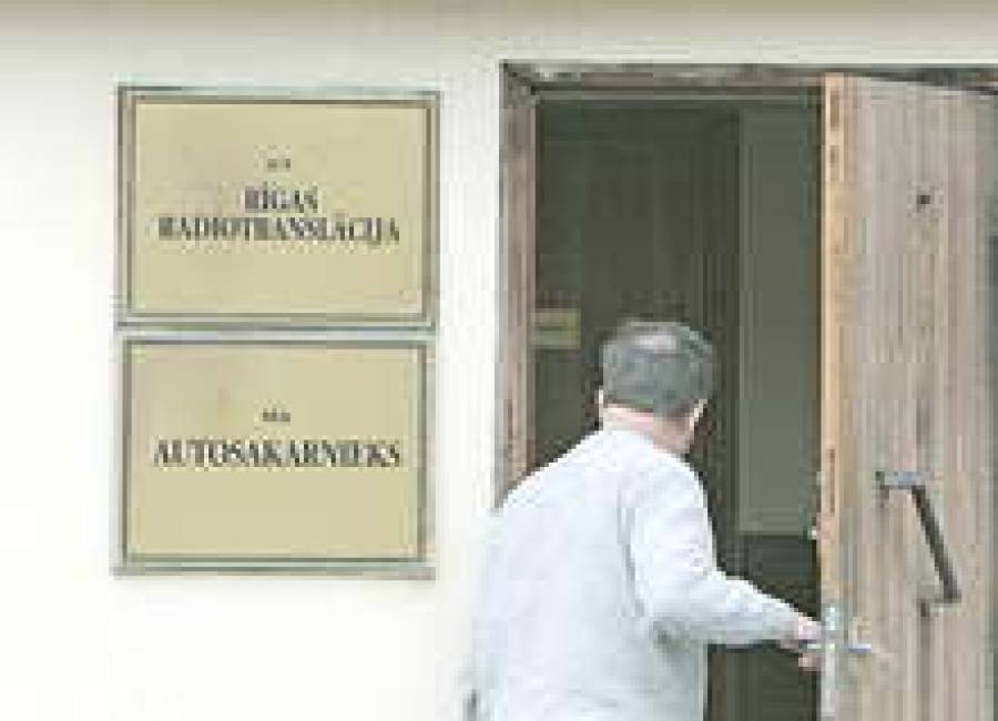 Сюда не зарастет народная тропа...