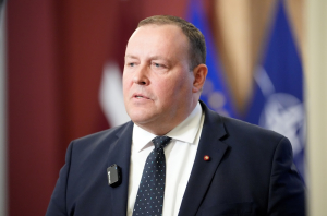 Строительство восточной границы подходит к завершению - министр