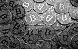 Биткоин может обвалиться до 900 долларов