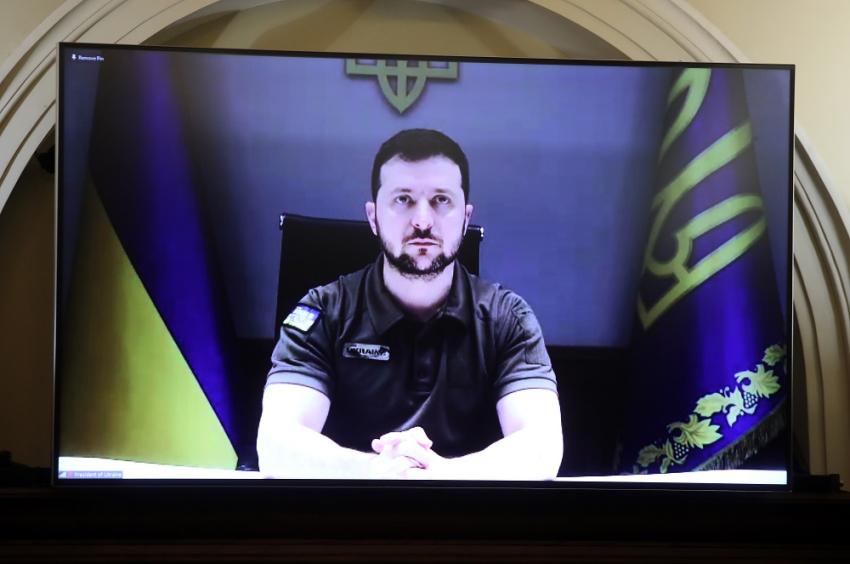 В мае 2022 года Зеленский выступил перед депутатами Сейма ЛР по видеосвязи.