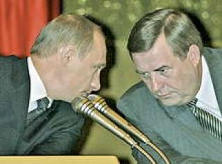 В.Путин — Г.Селезневу (возможный разговор): “Шутов меня обозвал немецким шпионом, а ты его выгораживал...”