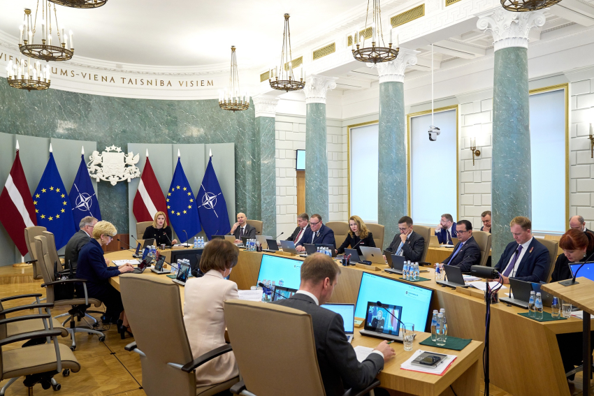 Смена правительства обойдется как минимум в полмиллиона евро