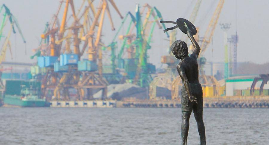 Президент Литвы назвал «угрозой» инвестиции Китая в Клайпедский порт