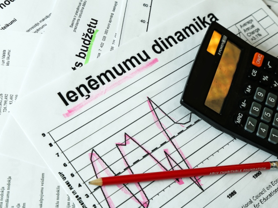 Налоговые поступления в этом году прогнозируются в объеме 16,015 млрд евро