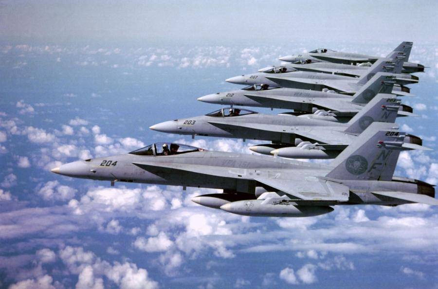Киев отказался от канадских истребителей F/A-18: денег нет на содержание