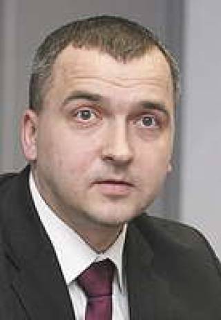 Премьер против реформы KNAB
