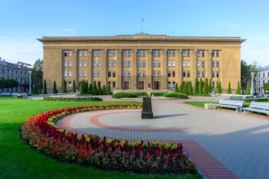 Руководство Даугавпилсского университета подозревают в мошенничестве со средствами ЕС