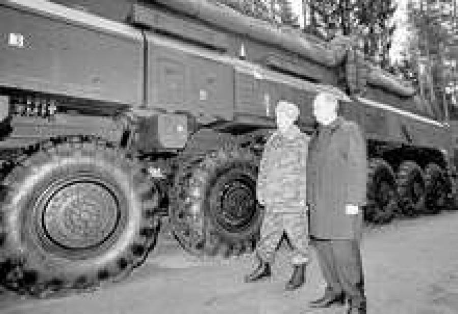 В.Путин покажет американцам полки мобильных комплексов стратегического назначения “Тополь-М”.