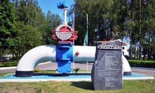 Россия прекратила качать нефть на белорусские НПЗ.Лукашенко грозит забрать трубы