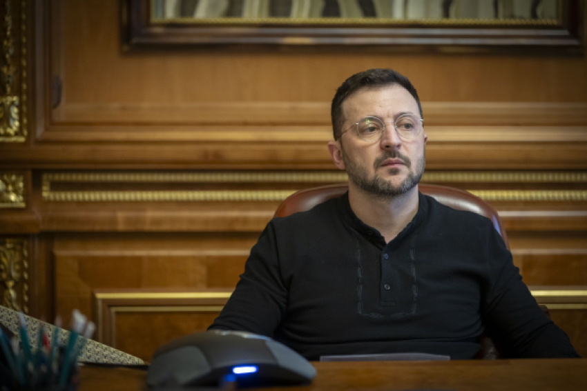 x.com/ZelenskyyUa