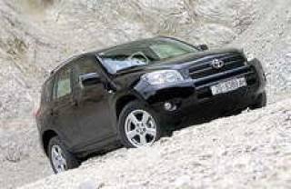 Toyota отзывает внедорожники