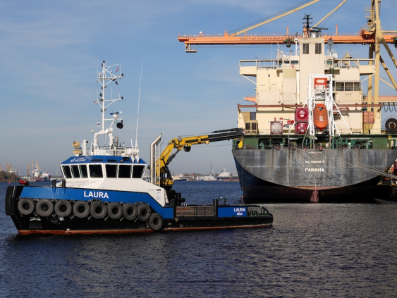 Перевалка грузов в Рижском порту за десять месяцев снизилась