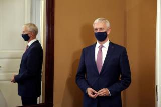 В Латвии вводится «полусухой закон» – по выходным запрещено продавать алкоголь и сигареты