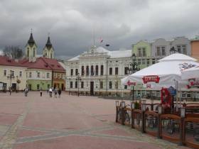 Улицы польских городов скоро могут опустеть.