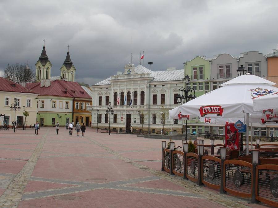 Улицы польских городов скоро могут опустеть.