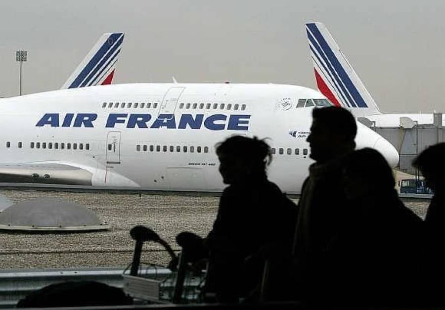 Пилоты Air France продолжают забастовку