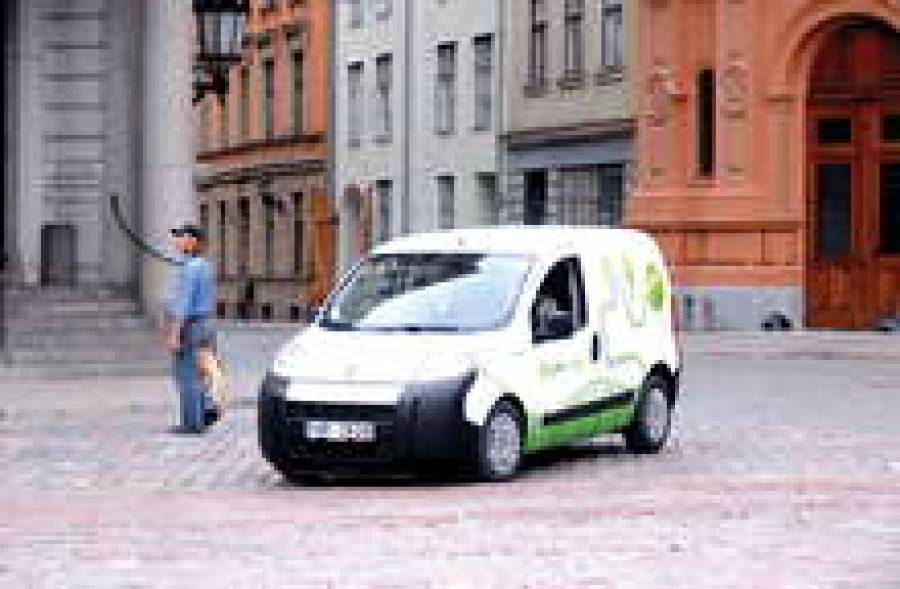 Каждый электромобиль обошелся Latvenergo в 49 тыс. евро.