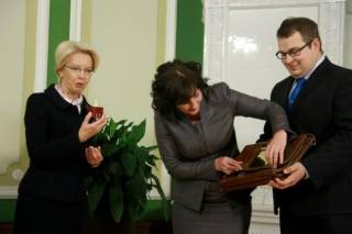 Министр: ЕС должно поддержать бюджет Латвии