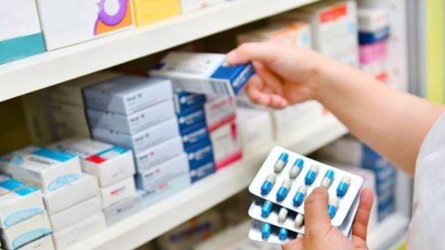 Министр экономики будет искать решения по снижению цен на лекарства