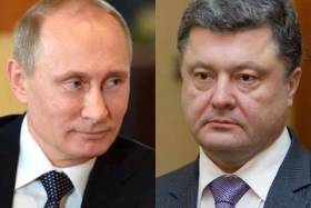 Президент России Владимир Путин (слева) и президент Украины Петр Порошенко