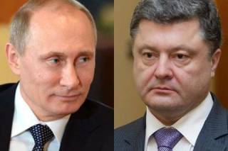 Президент России Владимир Путин (слева) и президент Украины Петр Порошенко