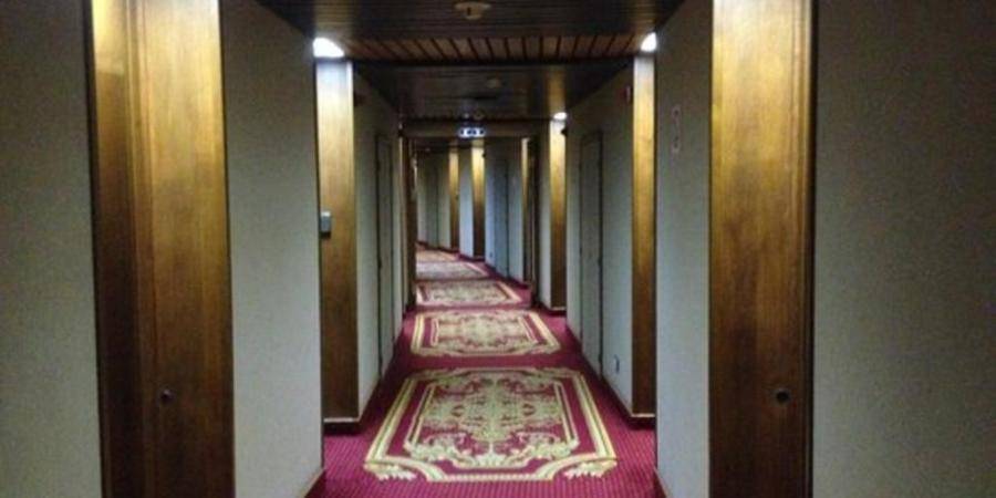 В июле в местах размещения туристов было обслужено на 14,1% меньше гостей