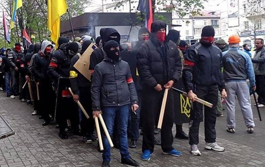 &quot;Правый сектор&quot; не хочет разоружаться.