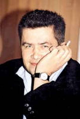 “Любэ” — это на нашем жаргоне значило “любой”, — говорит Николай Расторгуев.