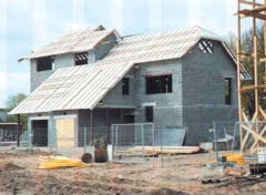 Частные дома: ветшает больше, чем строится