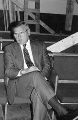 Янис ЮРКАНС строит отношения. 