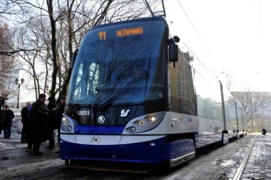 День памяти усопших: в Риге вводят дополнительные рейсы транспорта