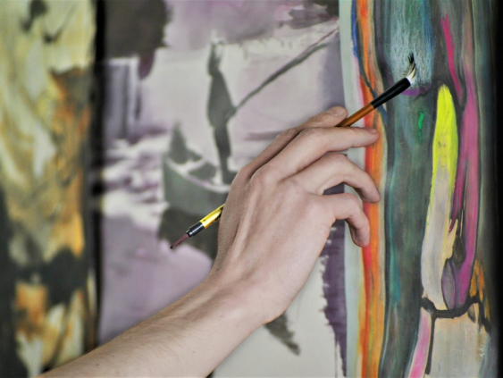 ЕС планирует новую поддержку для художников, СМИ и гражданского общества