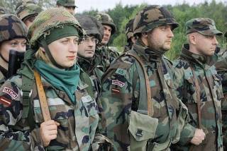 В США уже подсчитали, сколько денег нужно Балтии для вооружения добровольцев