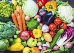 Комиссия поддержала введение 12%-ной ставки НДС на фрукты, ягоды и овощи