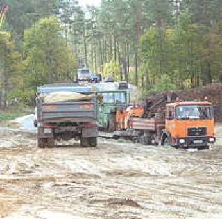 Грунтовых дорог к 2013 году станет на 330 км меньше.